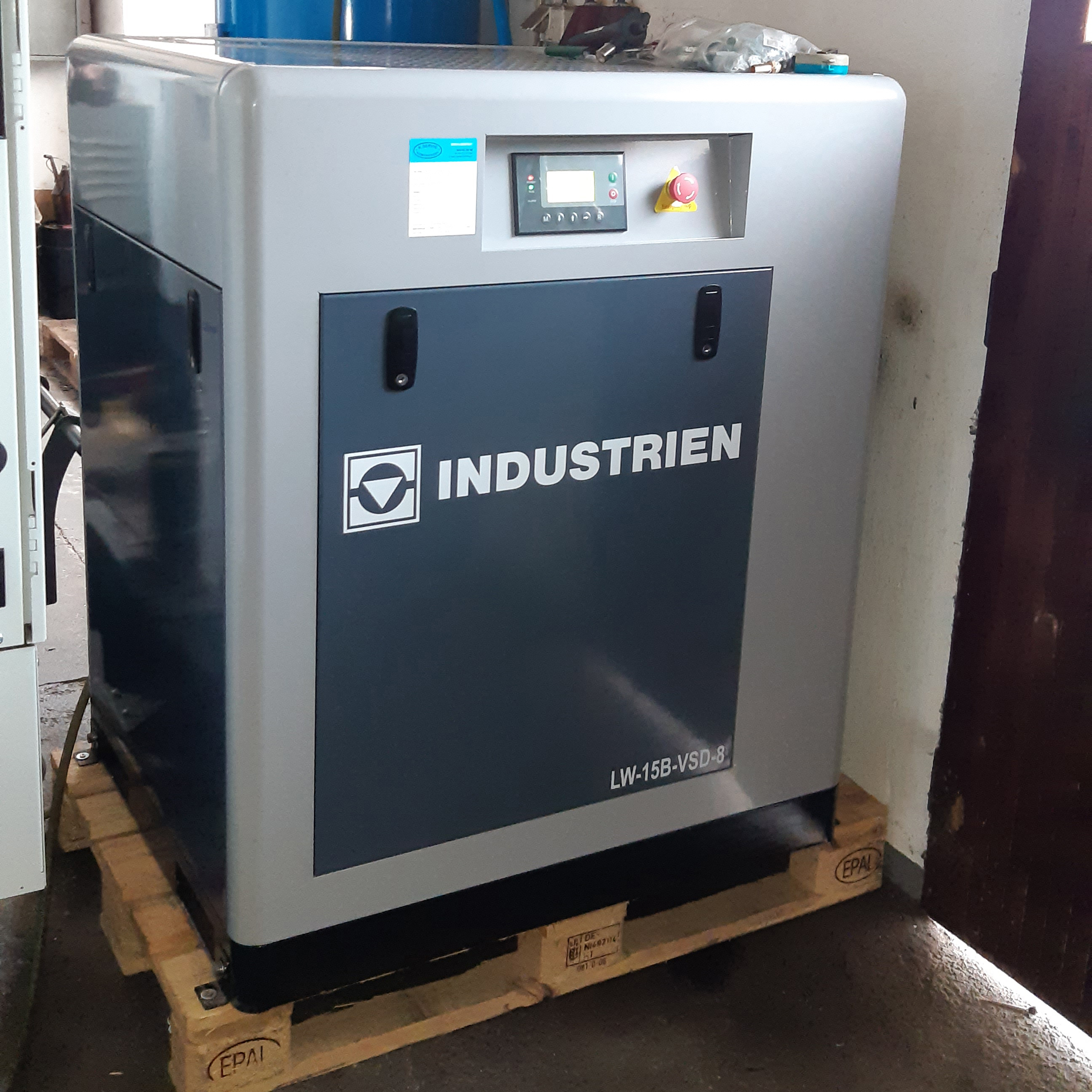 Šroubový kompresor - 11 kW